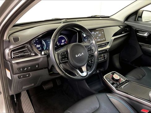 Used 2022 Kia Niro EX Premium FWD image 14