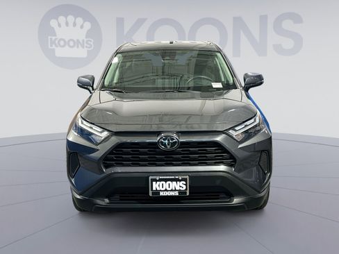 Used 2023 Toyota RAV4 LE image 11