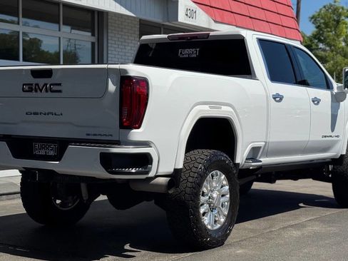 Used 2020 GMC Sierra 2500 Denali w/ Denali Ultimate Package image 3
