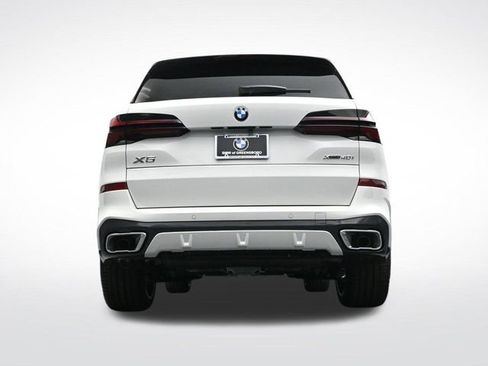 New 2026 BMW X5 xDrive40i w/ M Sport Package image 32