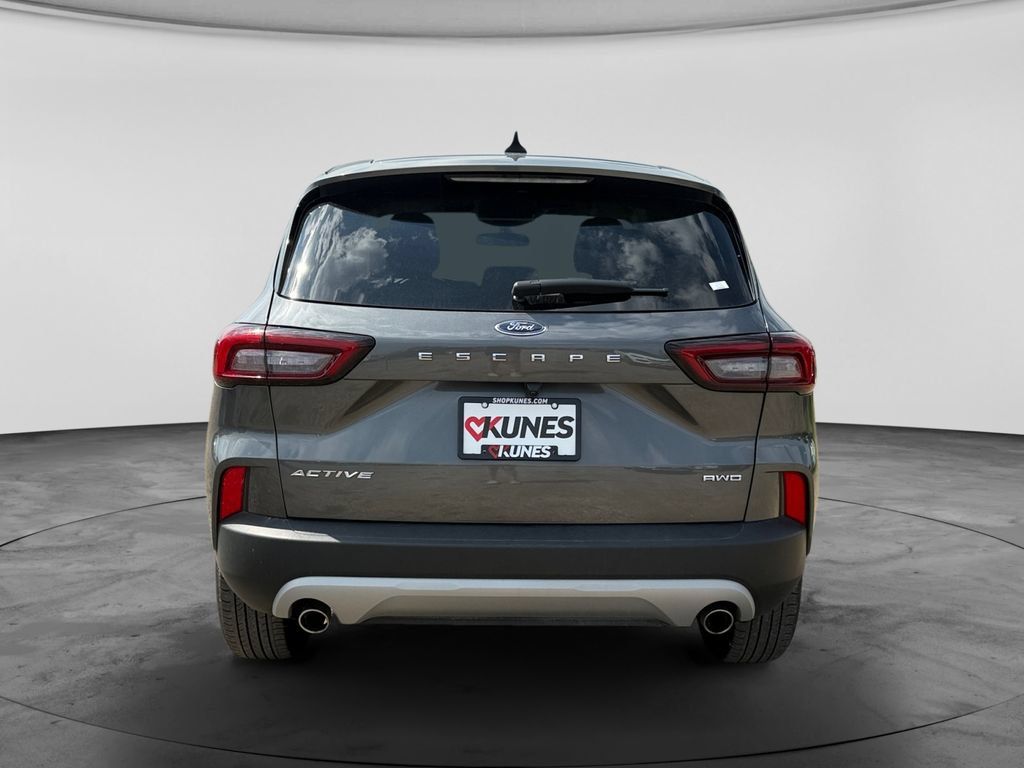 Used 2025 Ford Escape Active AWD/4WD image 8