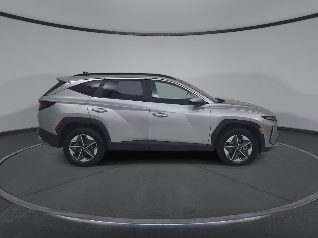 Used 2025 Hyundai Tucson SEL AWD/4WD image 18