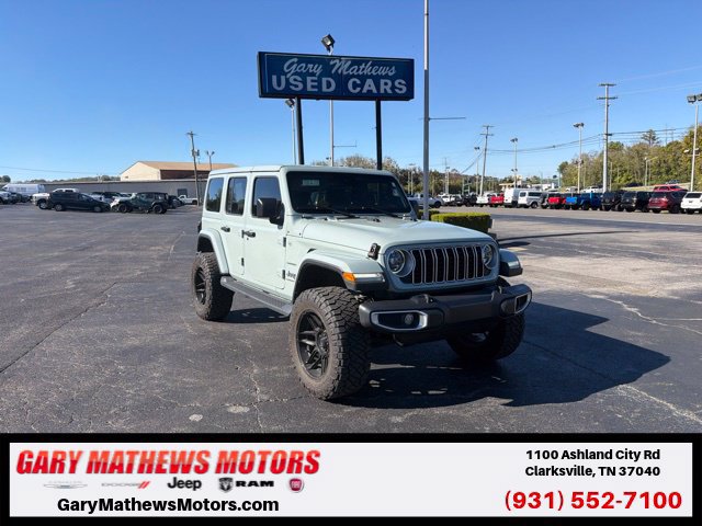 Used 2024 Jeep Wrangler Unlimited Sahara AWD/4WD image 1