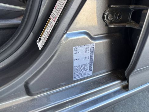 Used 2025 Nissan Altima 2.5 SV FWD image 25