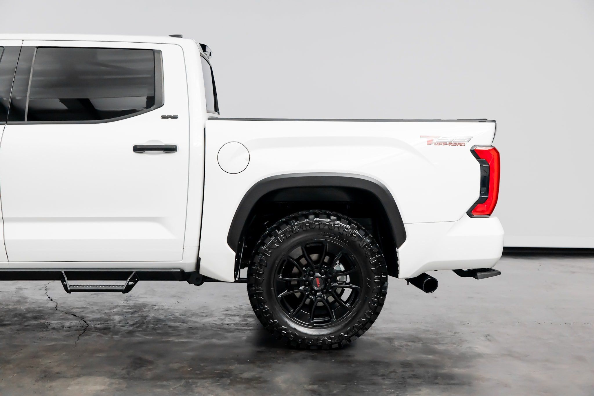 Used 2023 Toyota Tundra SR5 AWD/4WD image 13