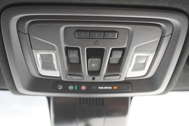 Used 2024 GMC Sierra 3500 Denali Ultimate AWD/4WD image 44