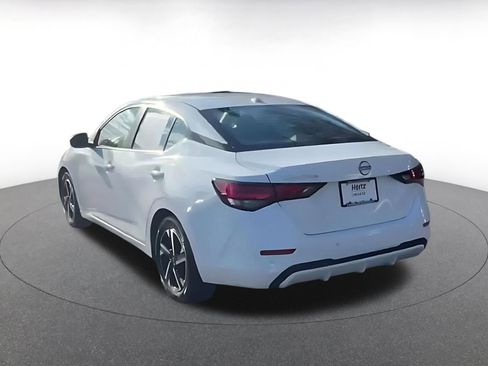 Used 2025 Nissan Sentra SV image 12