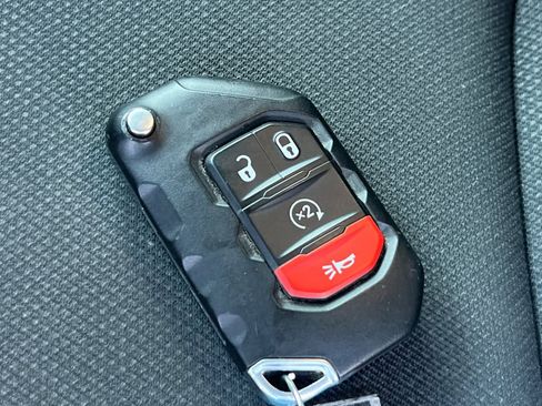 Used 2020 Jeep Wrangler Unlimited Sport image 23