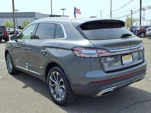 Used 2023 Lincoln Nautilus Reserve image 4