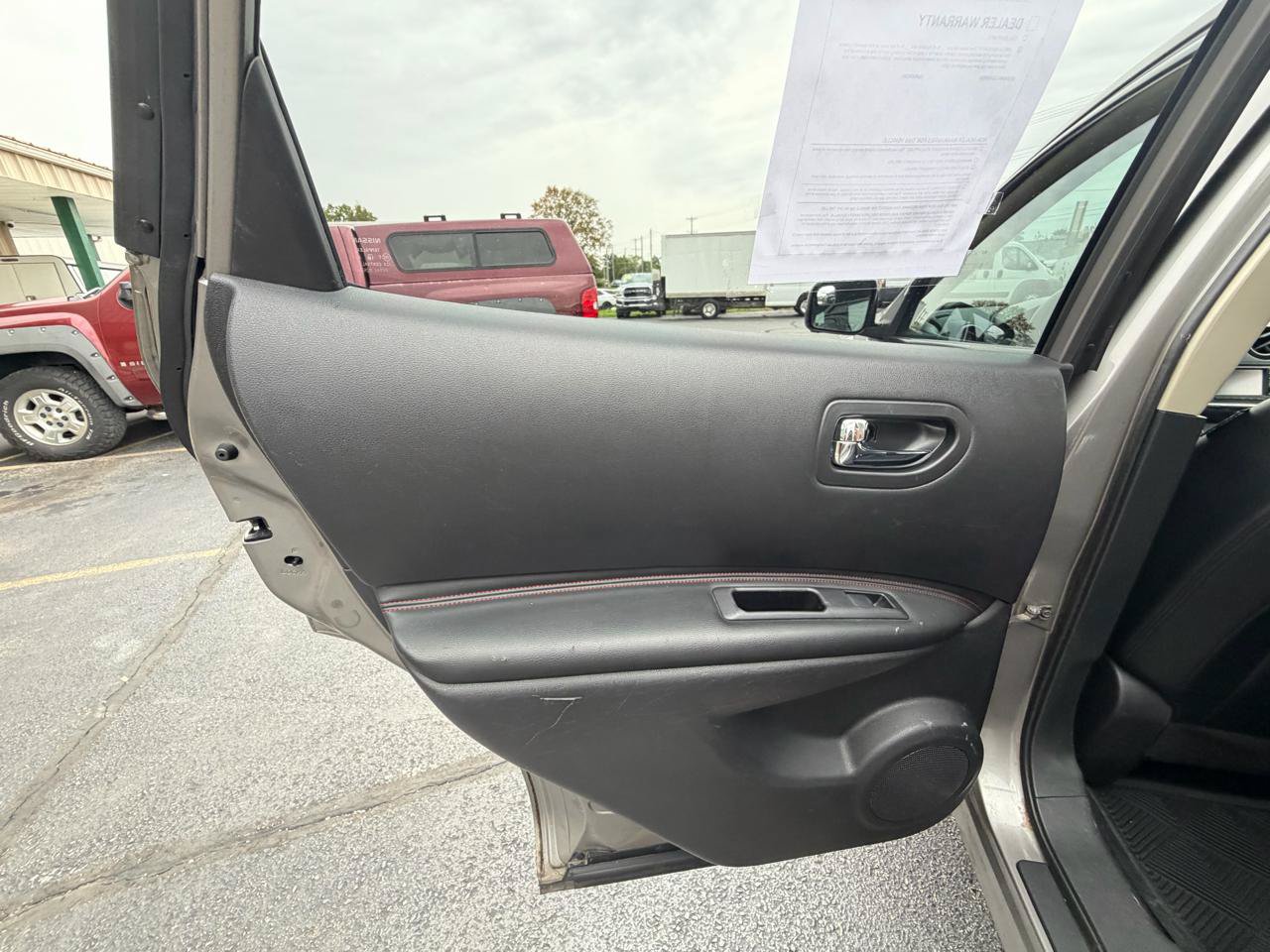Used 2012 Nissan Rogue SL AWD/4WD image 13