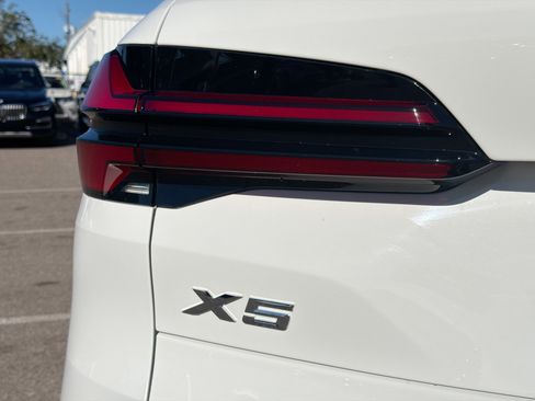 New 2026 BMW X5 xDrive40i w/ Parking Assistance Package image 10