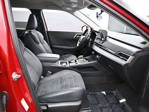 Used 2024 Mitsubishi Outlander SE Black Edition FWD image 37