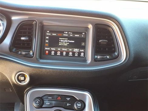 Used 2021 Dodge Challenger SXT image 22