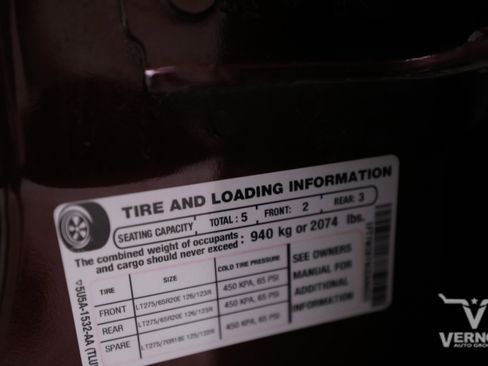 Used 2012 Ford F250 Lariat w/ Lariat Interior Pkg image 39