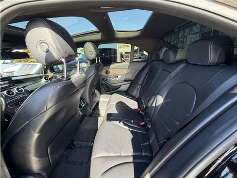 Used 2018 Mercedes-Benz C 300 Sedan image 21
