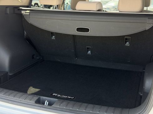 Used 2018 Hyundai Tucson SE w/ Cargo Package FWD image 26