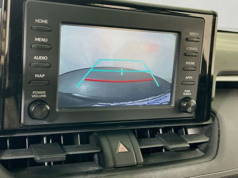 Used 2019 Toyota RAV4 LE w/ All Weather Liner Package AWD/4WD image 13