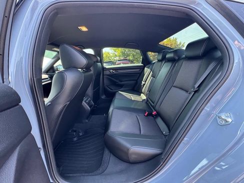 Used 2022 Honda Accord Sport image 11