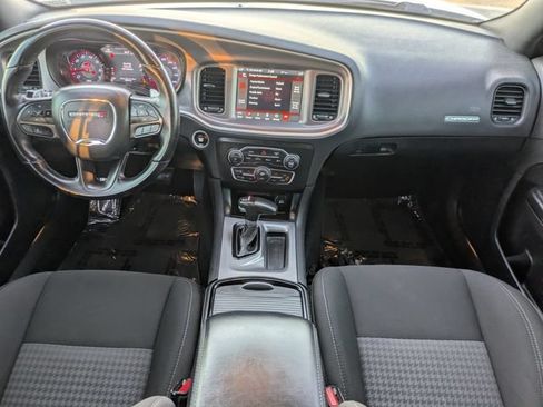Used 2022 Dodge Charger R/T w/ Blacktop Package RWD image 11
