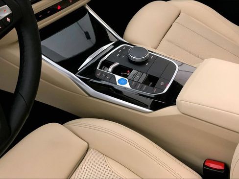 Used 2024 BMW i4 xDrive40i w/ Premium Package AWD/4WD image 21