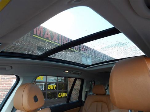 Used 2021 BMW X7 xDrive40i w/ Parking Assistance Package image 9