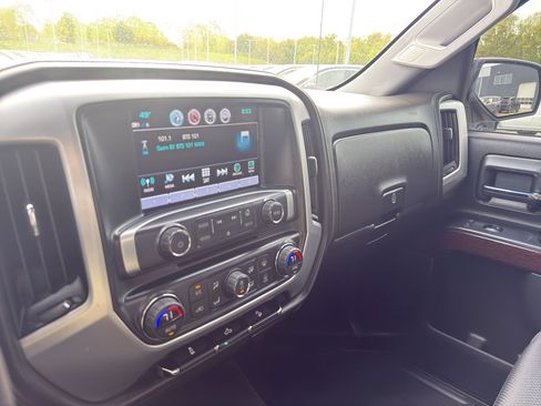 Used 2017 GMC Sierra 1500 SLE w/ Suspension Package, Off-Road AWD/4WD image 23