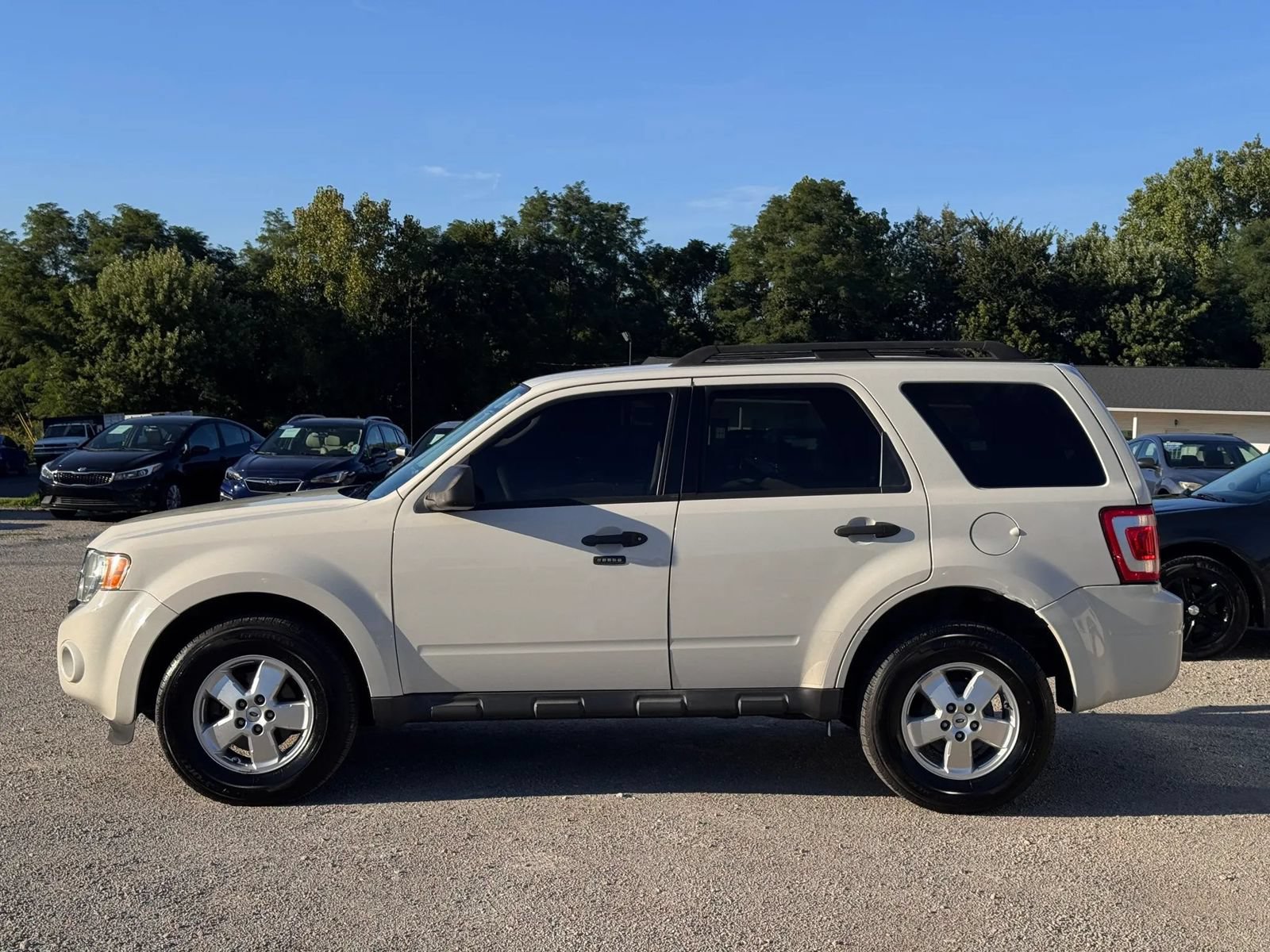 Used 2011 Ford Escape XLT FWD image 12