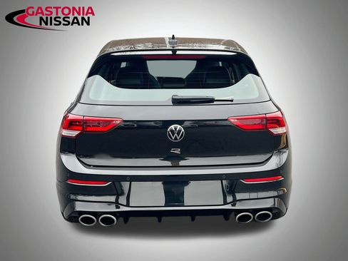 Used 2024 Volkswagen Golf R image 7