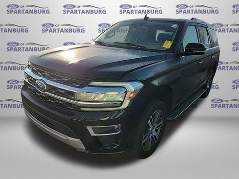 Used 2022 Ford Expedition Limited image 1