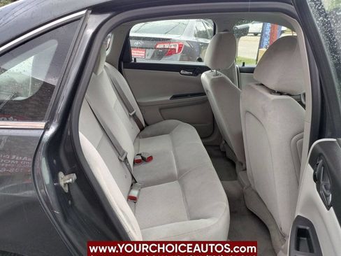 Used 2015 Chevrolet Impala LT w/ LT Sunroof Package image 18