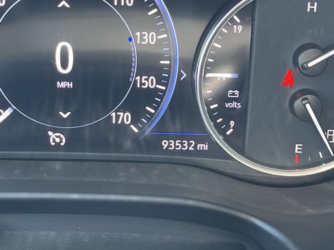 Used 2021 Buick Enclave Avenir AWD/4WD image 42