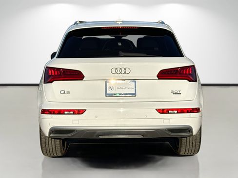 Used 2018 Audi Q5 Premium Plus w/ Premium Plus Package image 4