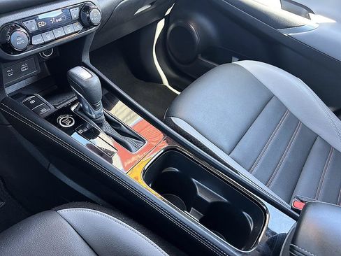 Certified 2023 Nissan Kicks SR w/ SR Premium Package FWD image 25