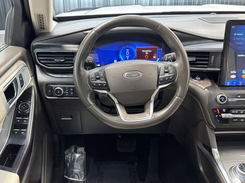 Used 2020 Ford Explorer Platinum image 8