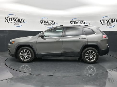 Used 2020 Jeep Cherokee Latitude Plus w/ Comfort/Convenience Group FWD image 5