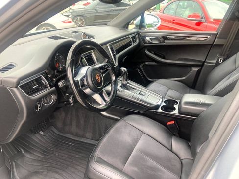 Used 2017 Porsche Macan AWD/4WD image 8
