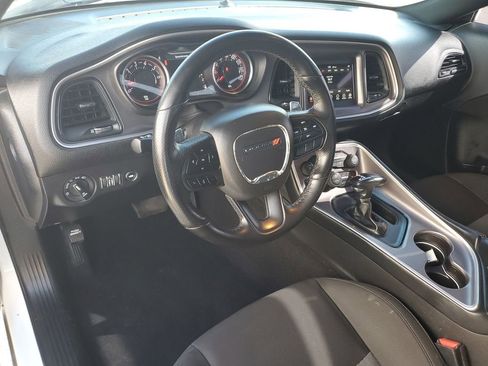 Used 2022 Dodge Challenger GT image 24