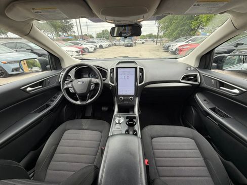 Used 2022 Ford Edge SE w/ Black Appearance Package AWD/4WD image 14