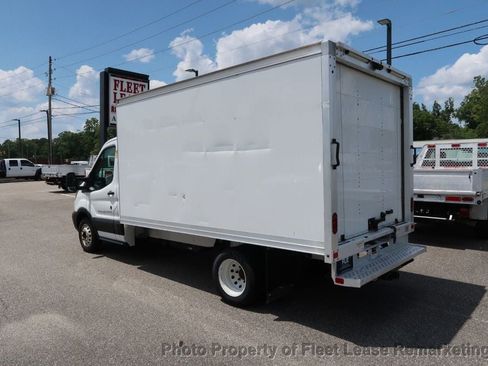 Used 2019 Ford Transit 350 156 DRW RWD image 3