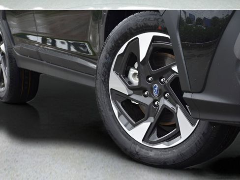 Certified 2025 Subaru Crosstrek 2.5i Limited image 10