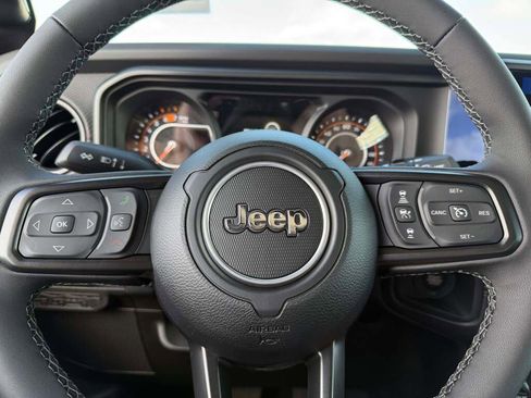 New 2026 Jeep Wrangler Unlimited Rubicon image 23