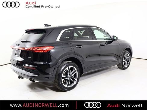 Certified 2025 Audi Q5 Premium w/ 19" Wheel Package image 16
