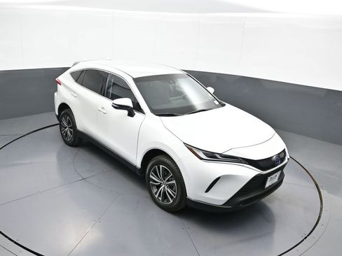 Certified 2024 Toyota Venza LE image 35