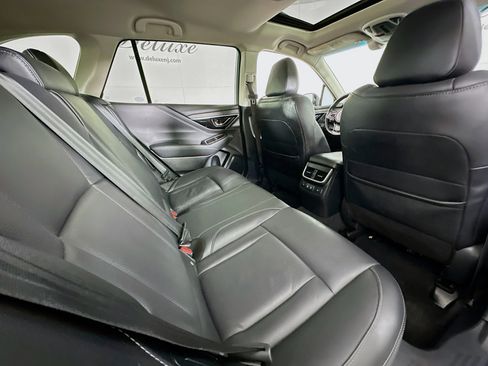 Used 2022 Subaru Outback Limited XT image 29
