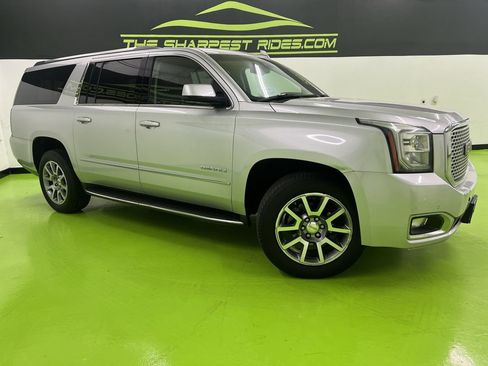 Used 2016 GMC Yukon XL Denali AWD/4WD image 1