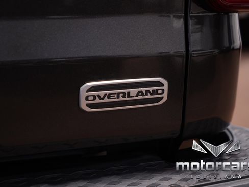 Used 2020 Jeep Gladiator Overland image 19