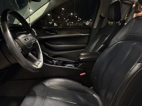 Used 2021 Jeep Grand Cherokee L Limited image 10