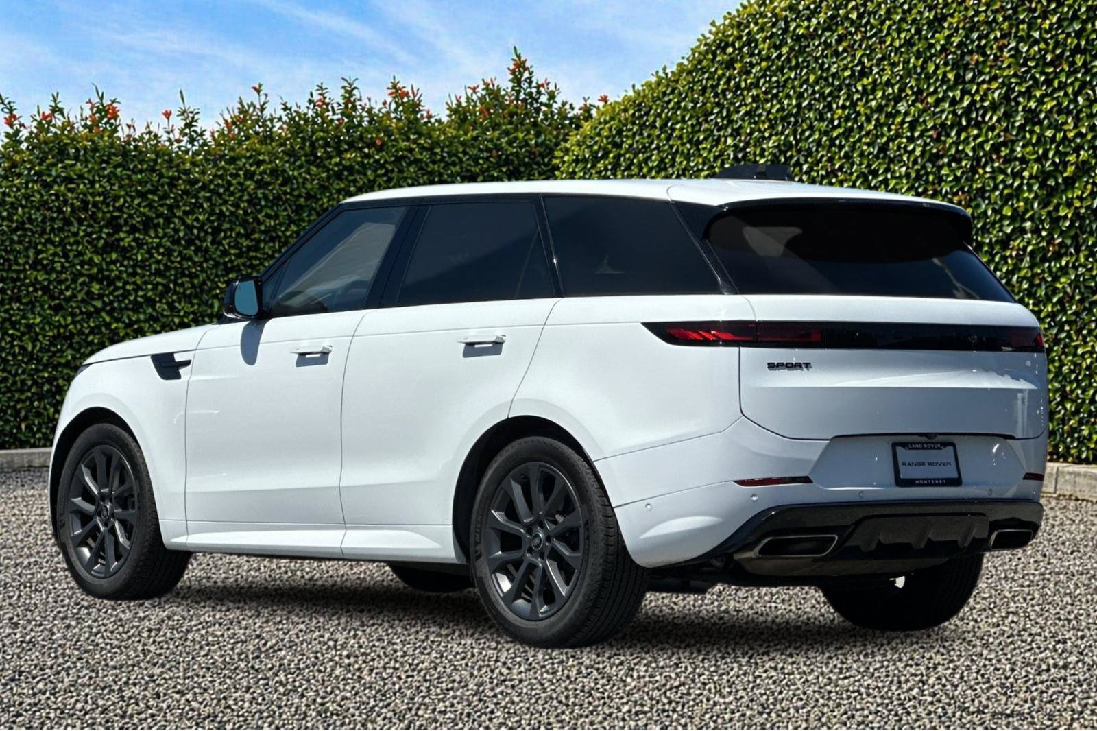 Used 2024 Land Rover Range Rover Sport Dynamic SE AWD/4WD image 6