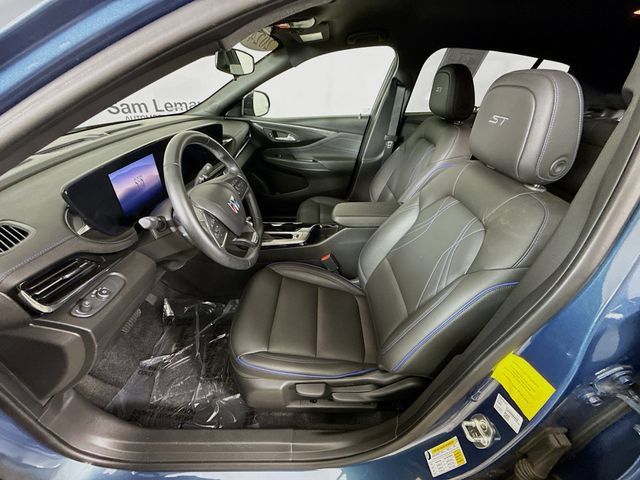 Used 2024 Buick Envista Sport Touring FWD image 20