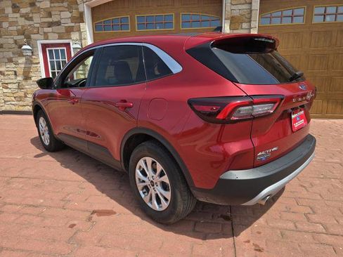 Used 2023 Ford Escape Active AWD/4WD image 5